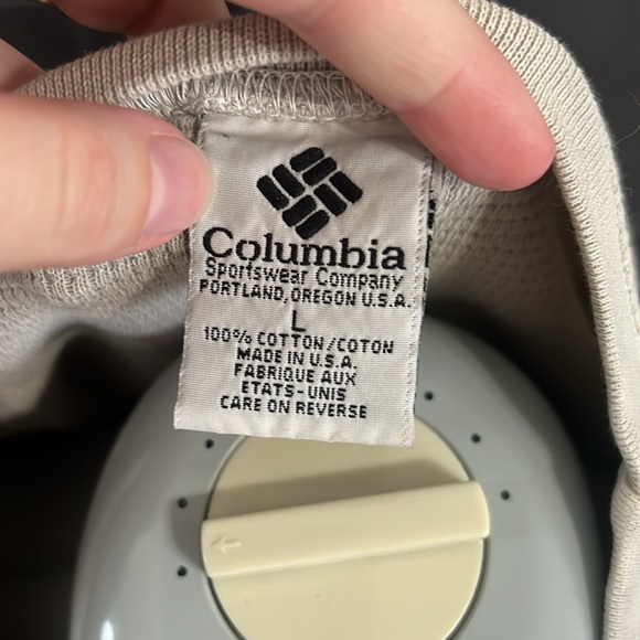 Large men’s Columbia long sleeve shirt - Picture 4 of 4